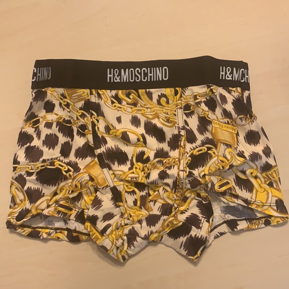 Limited edition H&Moschino colab.Never worn 1st time out of package for picture. - Picture 4 of 4